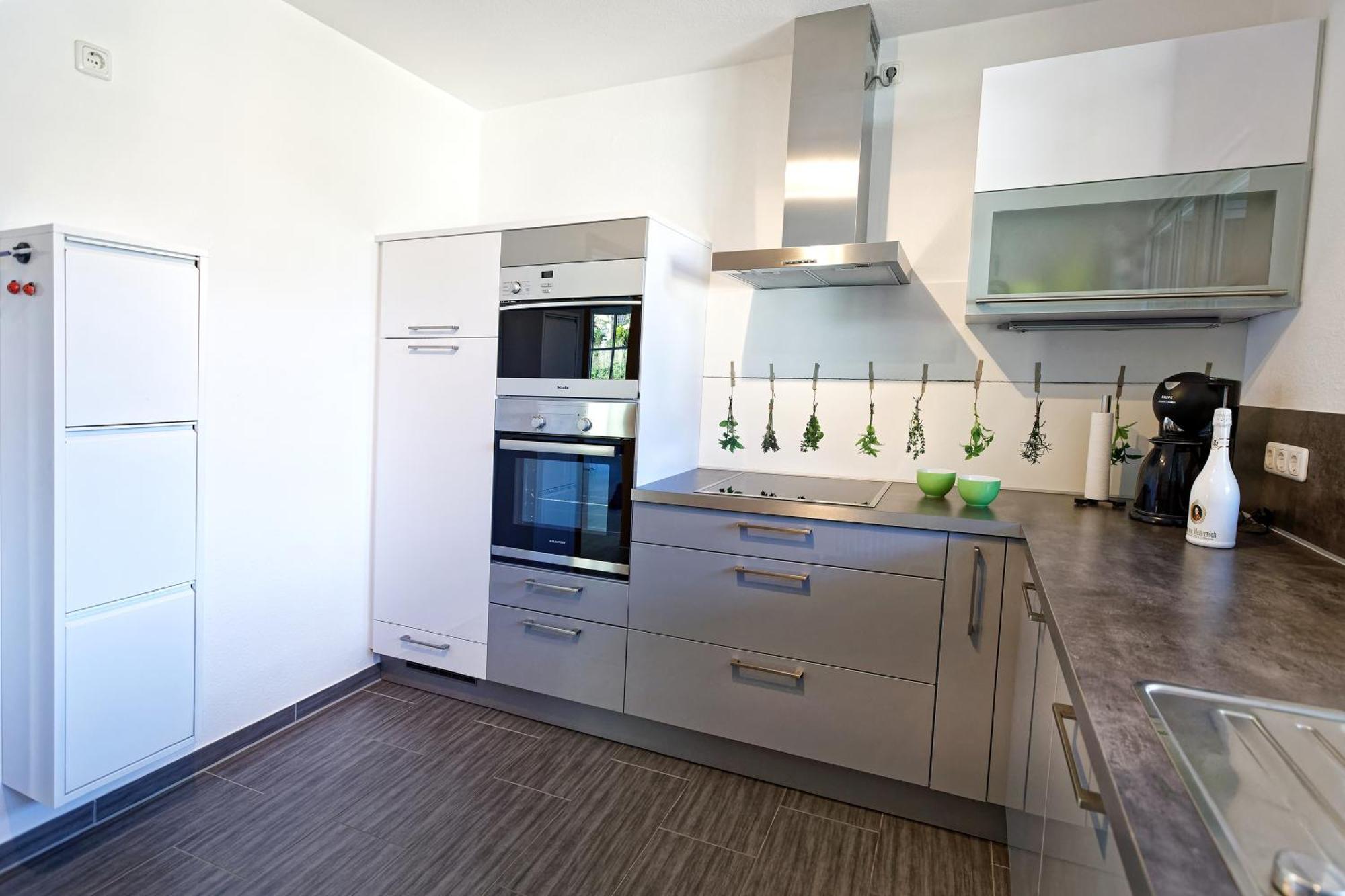 Grosszuegiges Helles Penthouse -Komplette Etage- Mit Balkon Und Stellplatz In Ruhiger Lage Kulmbach Bagian luar foto