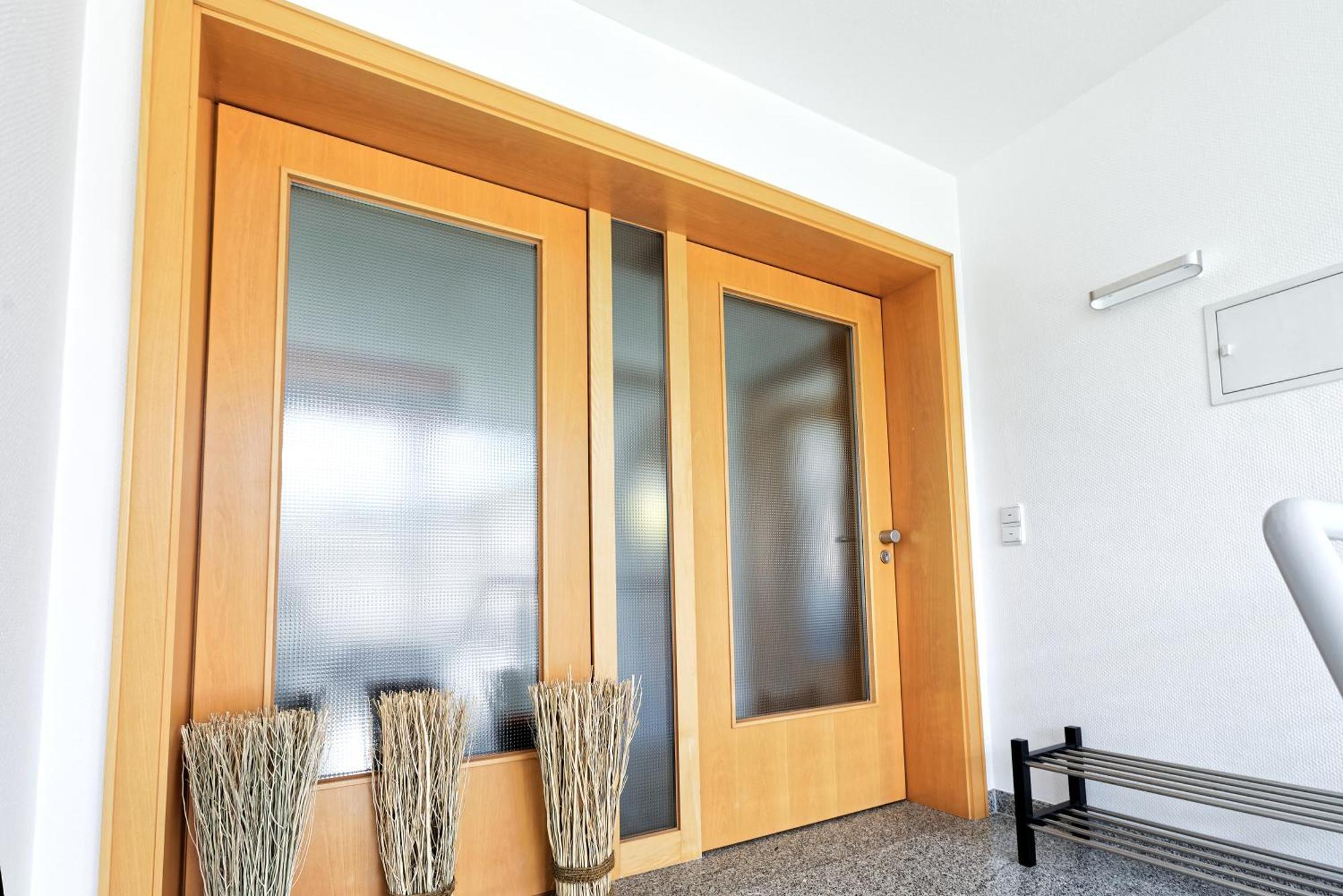 Grosszuegiges Helles Penthouse -Komplette Etage- Mit Balkon Und Stellplatz In Ruhiger Lage Kulmbach Bagian luar foto