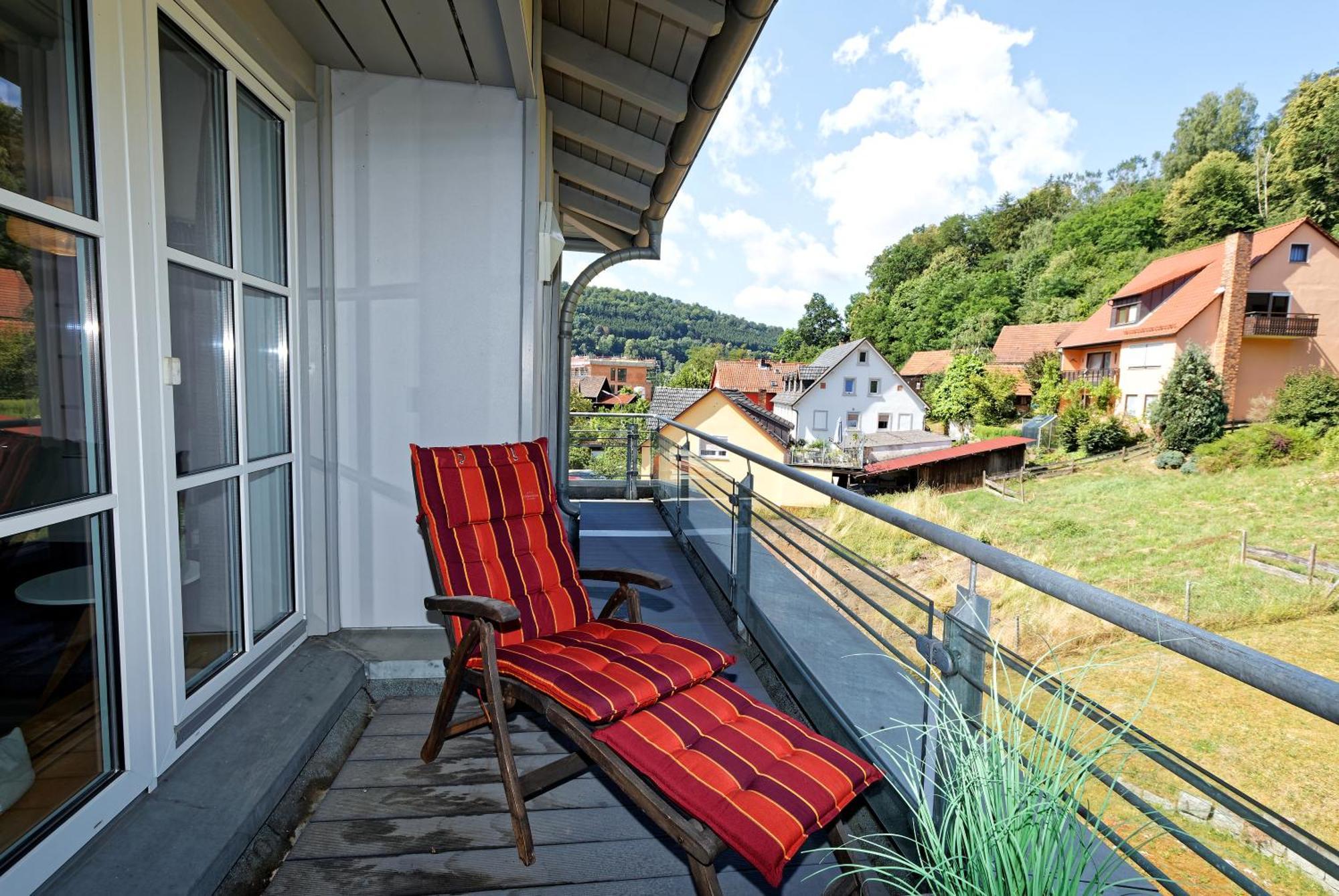 Grosszuegiges Helles Penthouse -Komplette Etage- Mit Balkon Und Stellplatz In Ruhiger Lage Kulmbach Bagian luar foto